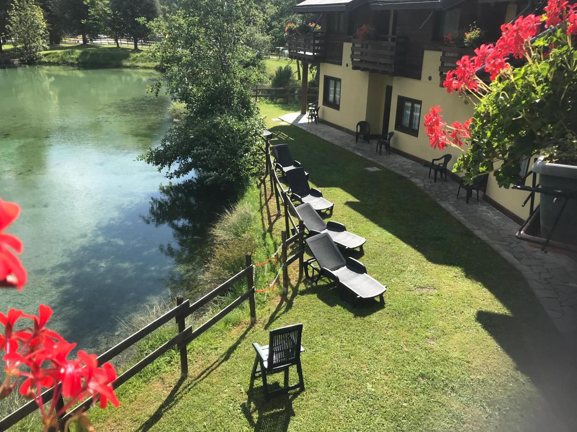 Hotel Ca Fiore Бардонеккия Экстерьер фото